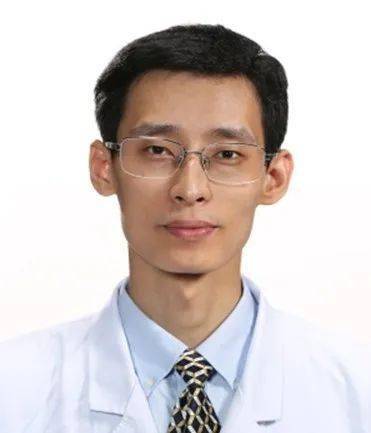 张龙 教授北京大学第三医院伤口护理中心常务副主任,介入血管外科主任