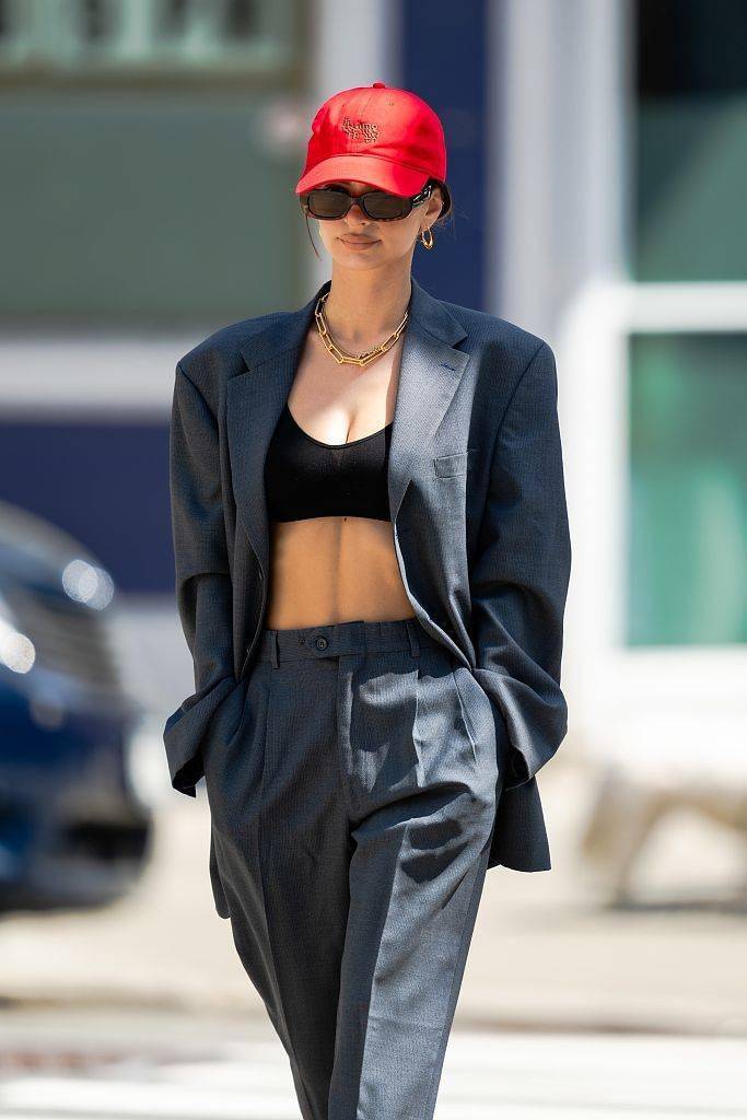 Emily|get欧阳娜娜同款小红帽 做运动休闲时髦精