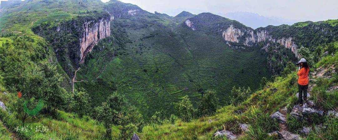 花戛天坑summerslight heat百车河畔总监制/曾丹审核/魏士淇,杨茜雲