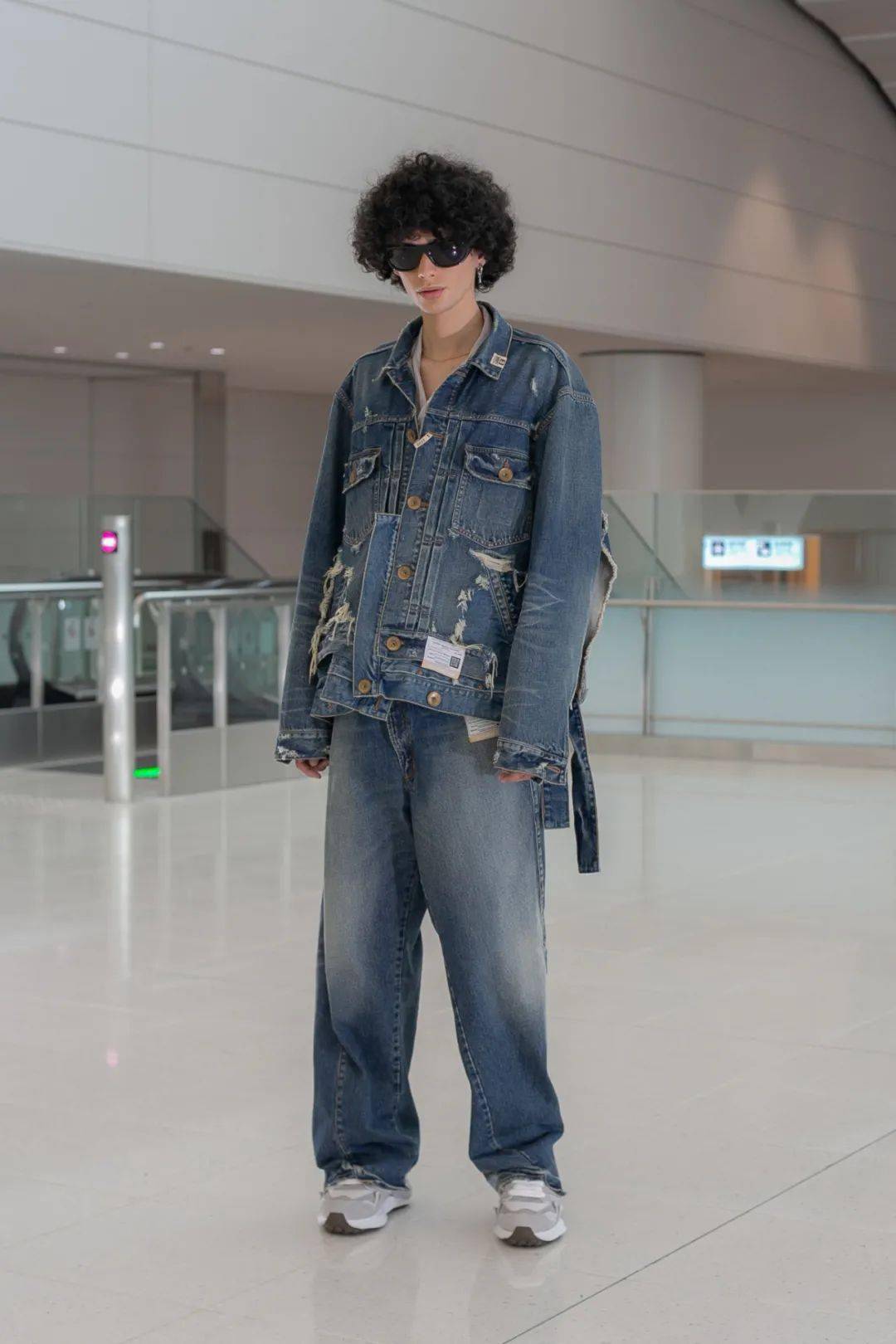 Travis|泼墨 破坏 微喇，关于牛仔裤回潮，NIGO、TS 等人的不同喜好