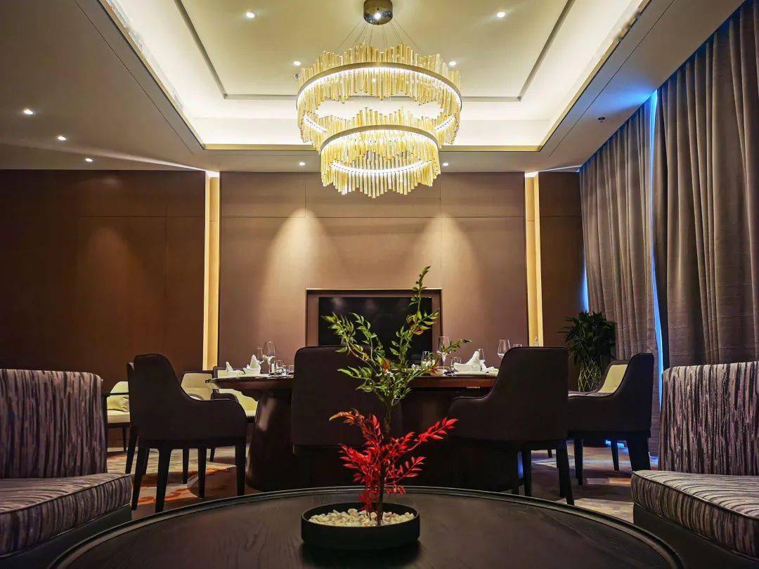 健身房|¥760起/2晚--占地2.7万M2,紧邻园博园!这家“花园饭店”独享天然氧吧,还能一次Get扬州特色“君澜九味”!