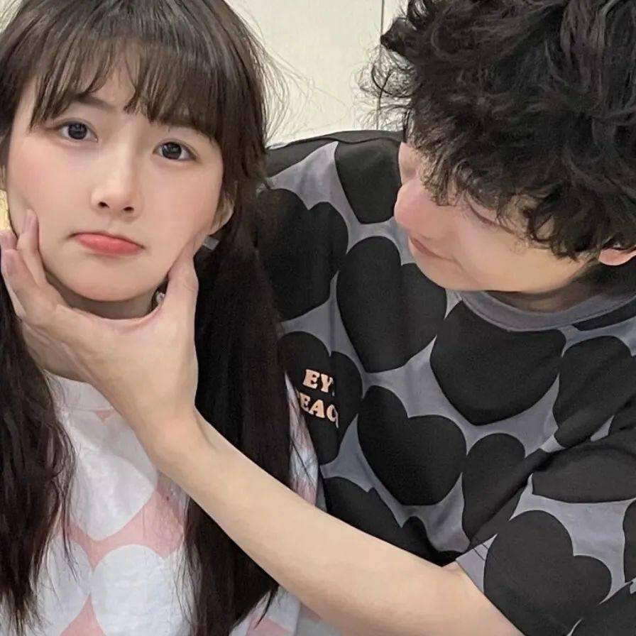 我想和你换这组情侣头像