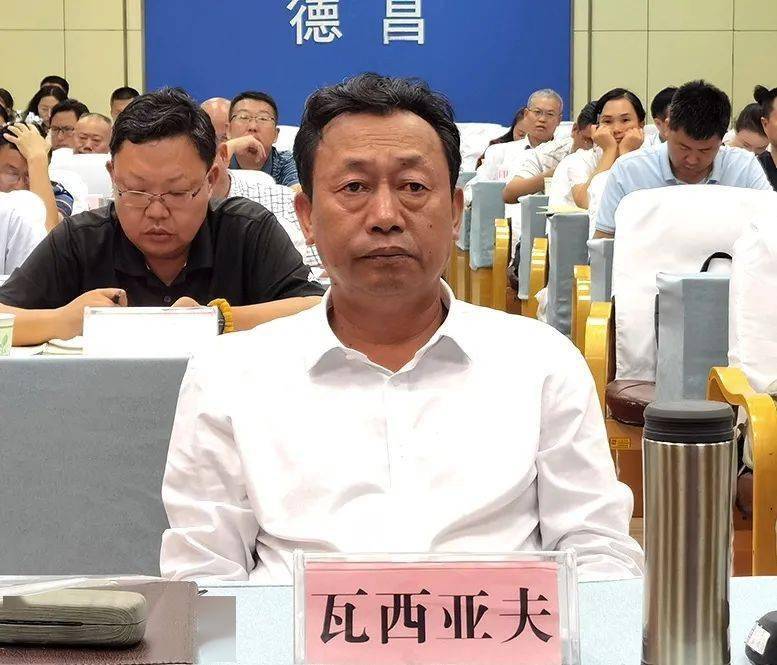 德昌县组织收听收看州总河长全体会议暨全州河湖长制工作会议