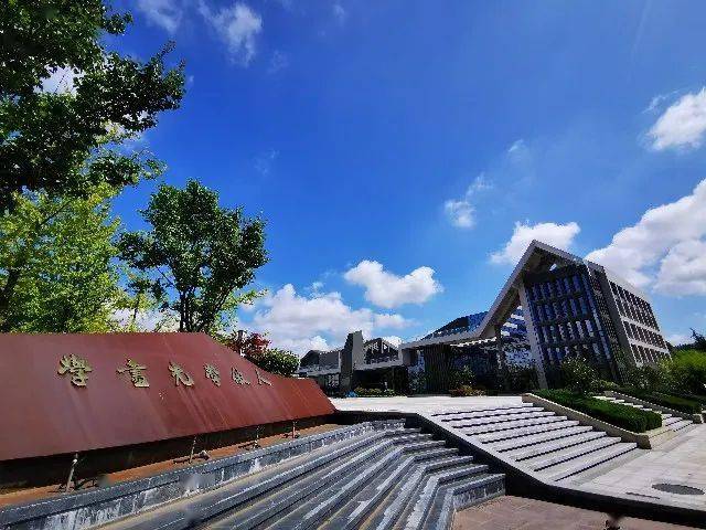 【六中快讯】青春启航 未来可期——青岛六中喜迎2021级新生报到