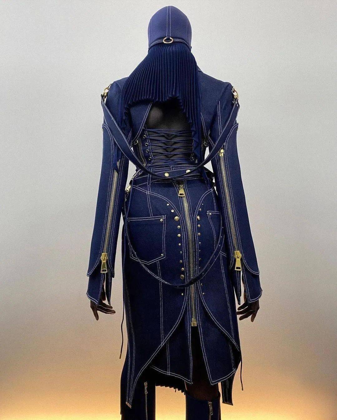 服装|灵感元素｜源自燕子的浪漫设计