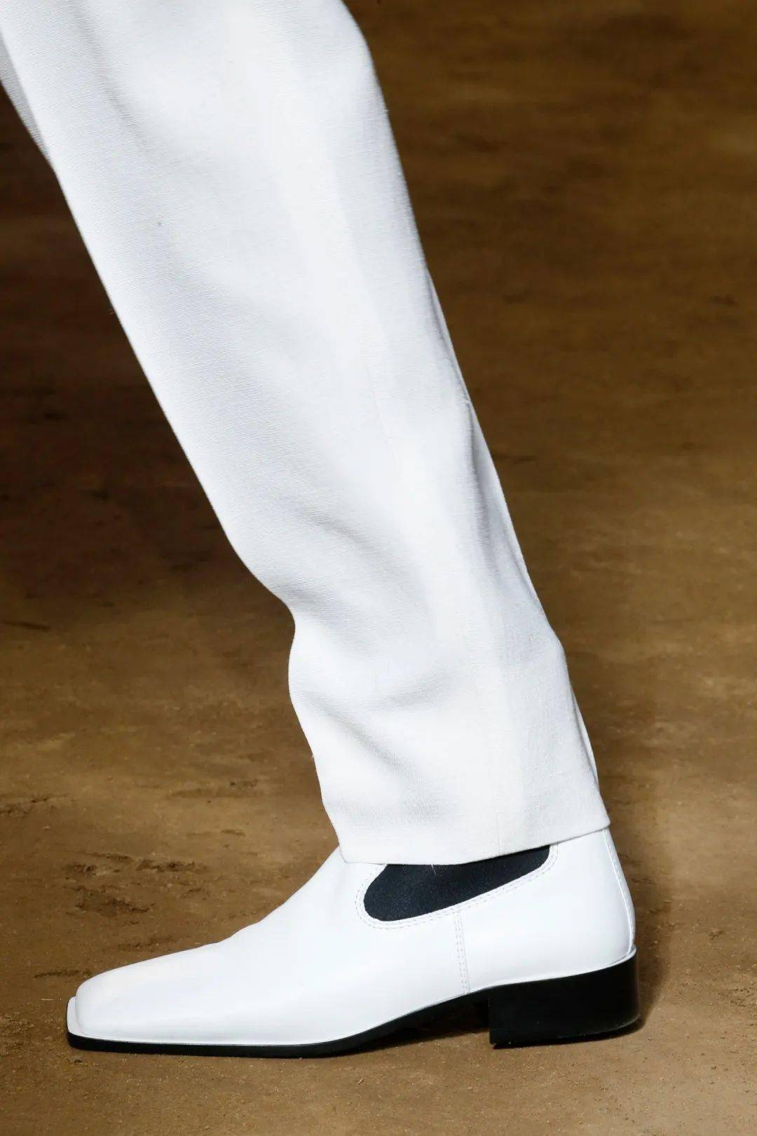 品牌|Phoebe Philo要回归,最期待她的鞋!