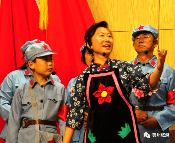 诗朗诵《百年征程——走在圆梦路上》《党旗红·梨花白》《官德楷模