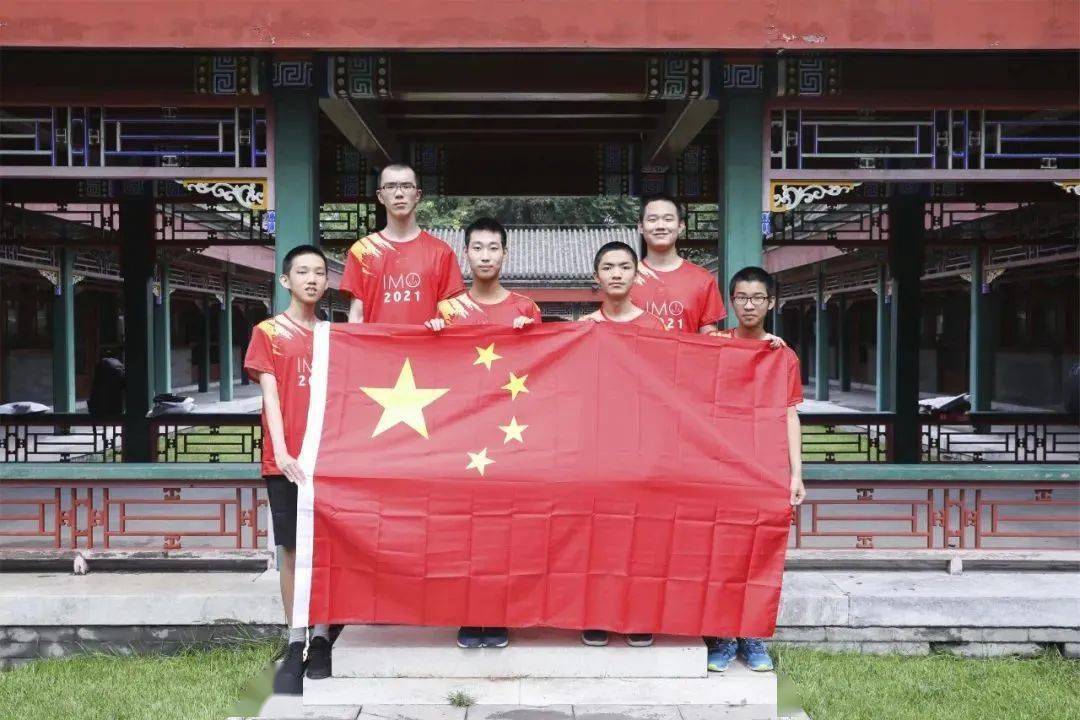第62届imo中国国家队(左二为王一川)