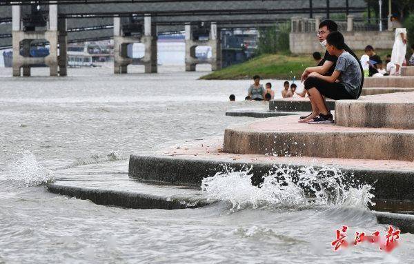 武汉台风什么时候登陆 b8041721daa04f8eb7dadc9287abd7b3.jpeg