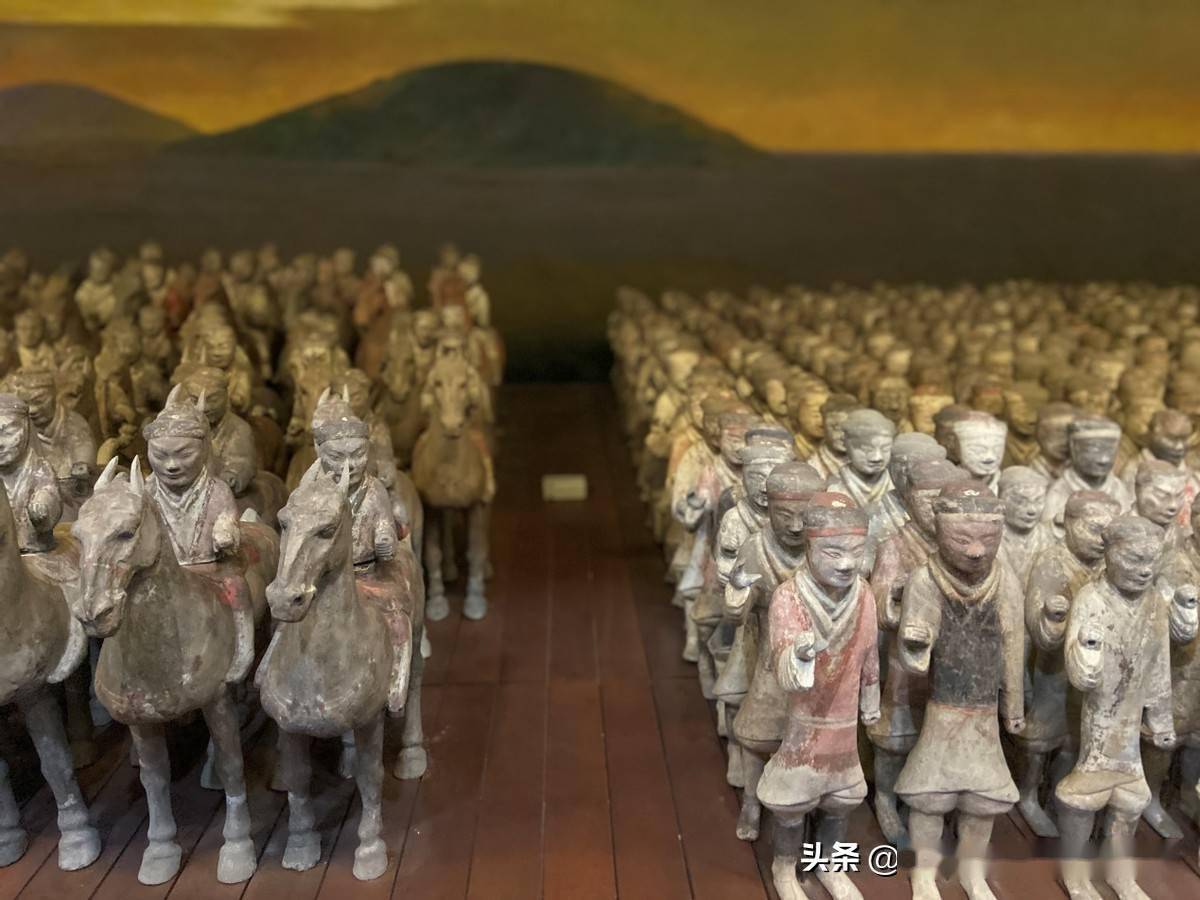 咸阳博物馆:汉高祖长陵陪葬墓陪葬的三千彩绘兵马俑_周勃