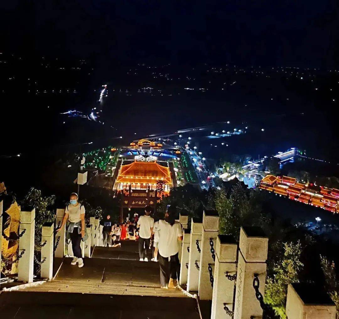 庆都山夜景照片图片