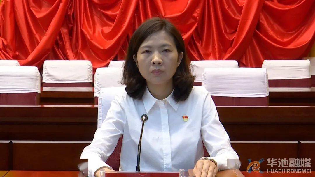 张小强,肖玉川分别作了表态发言.