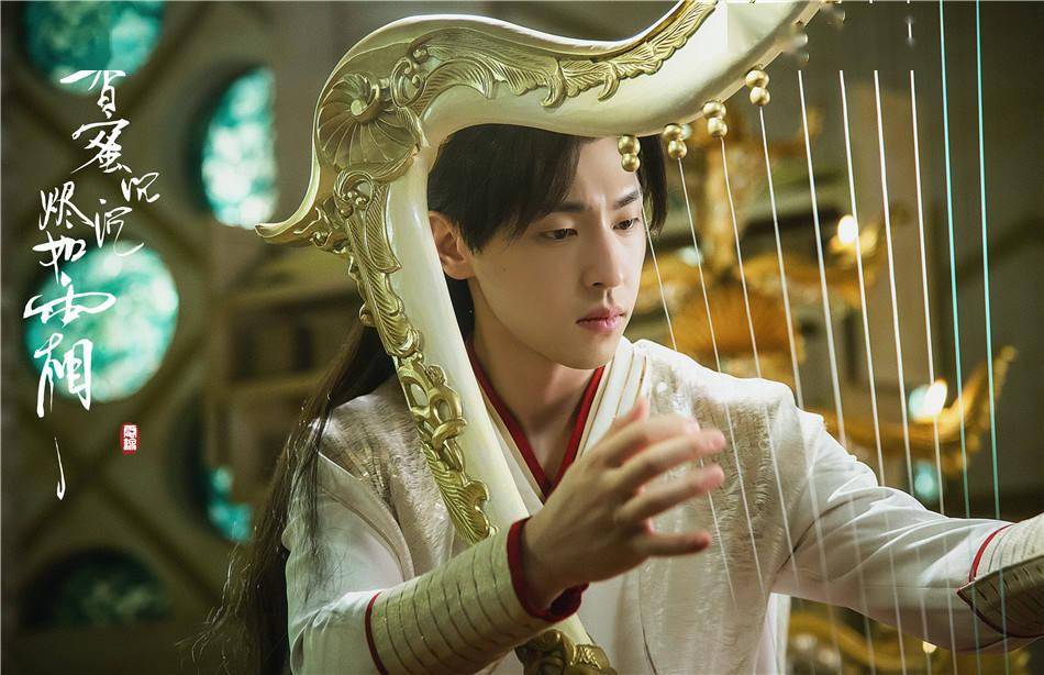 双男|想红就拍古装剧?顶流男演员转型难丨揭秘