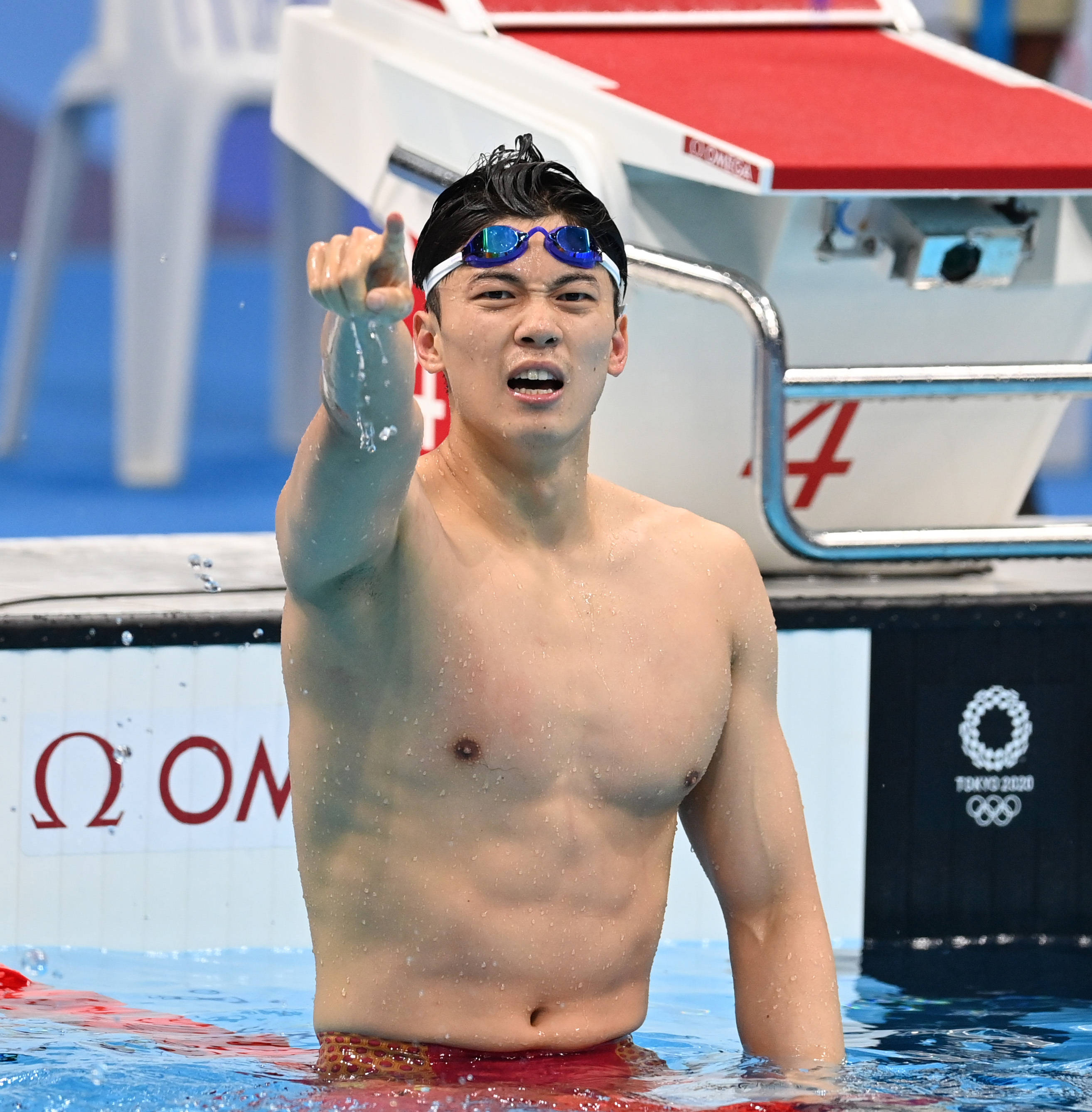 观点汪顺的金牌更能激励你我老将的游泳故事朴素至诚