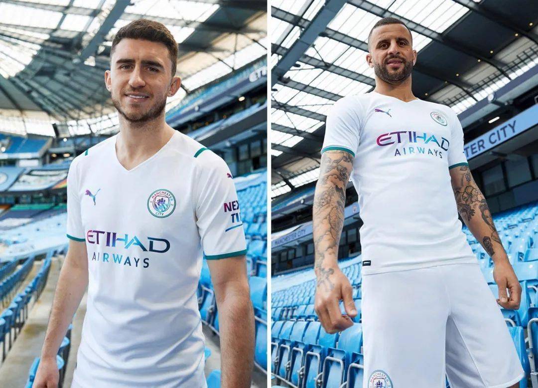 曼城发布202122赛季客场球衣