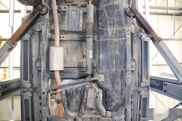 一代硬派典范jeep牧马人jk底盘解析