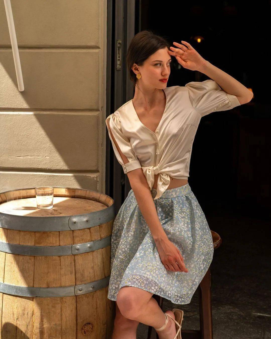 周末图集巴黎复古风女郎一眼就令人沉醉