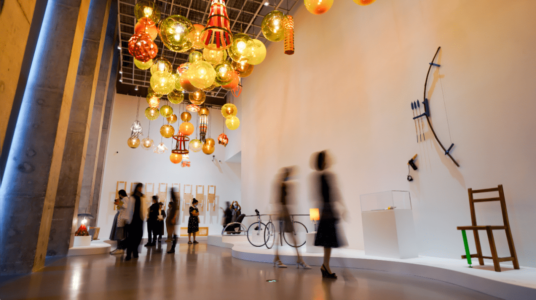 《文艺热搜榜》:蓬皮杜中心典藏展再登西岸美术馆,上海书展·首届美好书店节即将开幕(内含观摩福利)_艺术