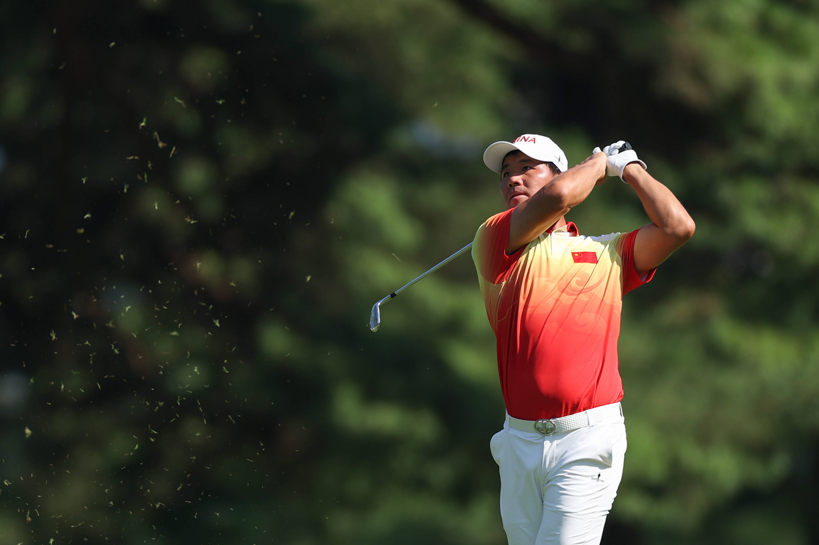 高尔夫——中国选手参加男子比杆赛第四轮