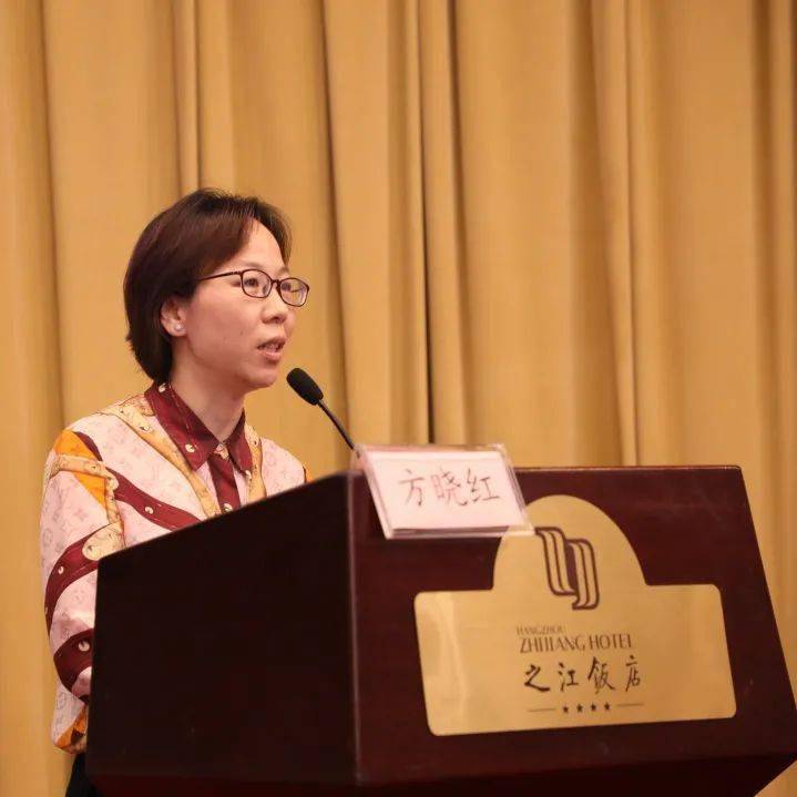 胡欣欣作了复发性流产诊治的病例分享;方晓红介绍了何氏定呕饮的临床