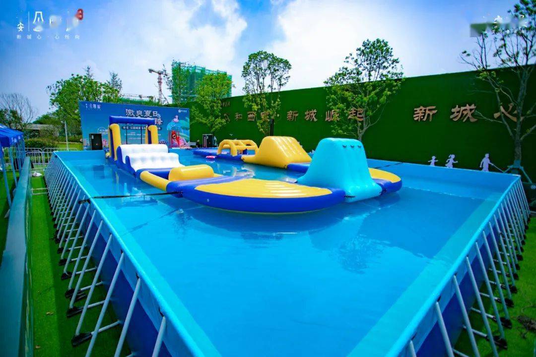 的网红打卡地燃爆的鼎沸人潮刺激的赛道,火热的比赛氛围冲关达人水