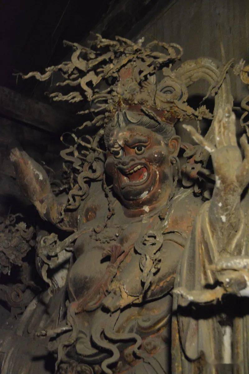 寻古迹的莲莲明代彩塑诸神高平铁佛寺静静看