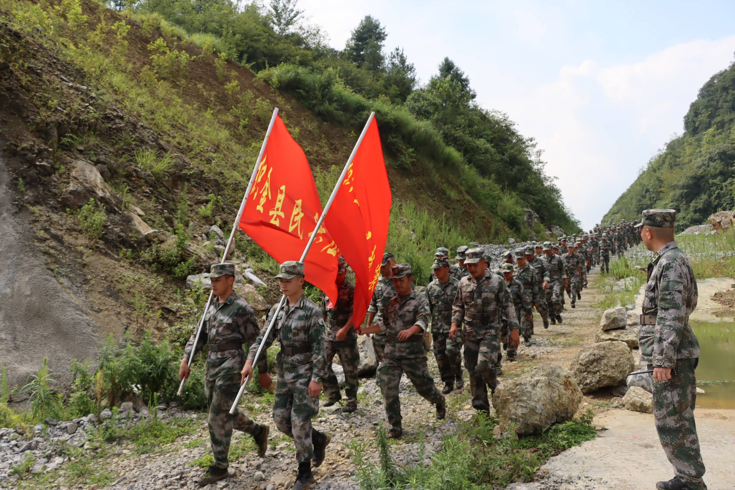 织金县第一期民兵基地化训练 提升参训民兵精气神