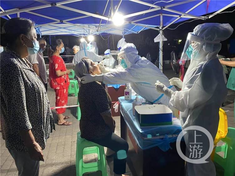江津双福开启第三轮核酸检测 | 重庆15-17岁人群新冠疫苗已接种近50万