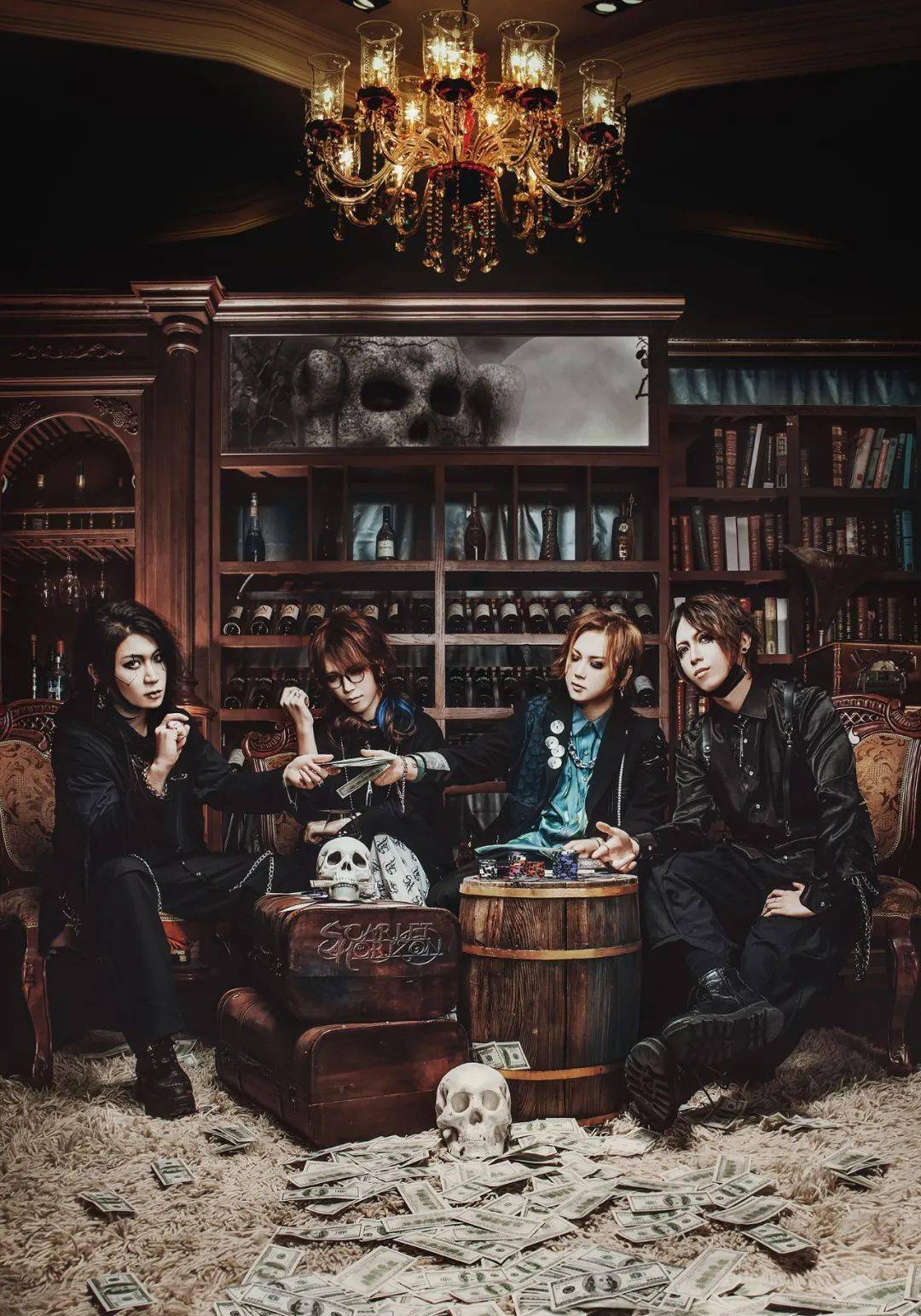 绯色地平线签约摩登天空后中国首支「视觉系金属核」乐队* 以下内容由