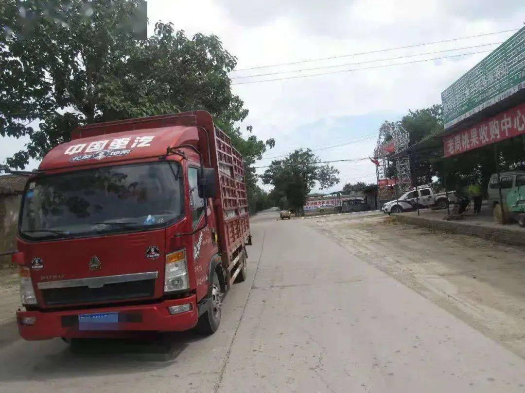 什么属于违规超车 e03704c5b9cf4a0787e2dec500b1f512.jpeg