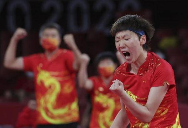 教练|图看奥运 | 乒乓球——中国队战胜日本队 夺得女团冠军