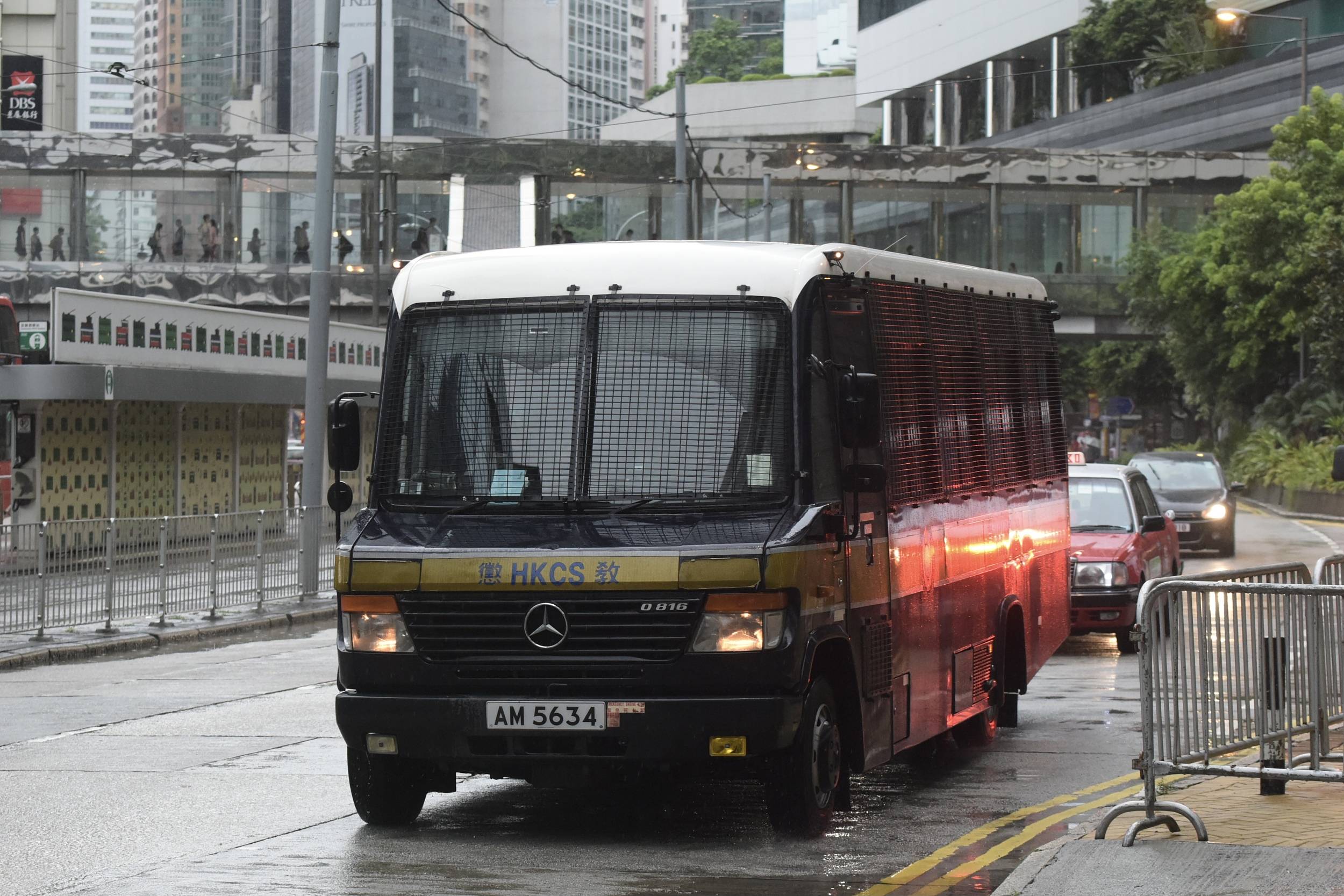 香港惩教署囚车图片