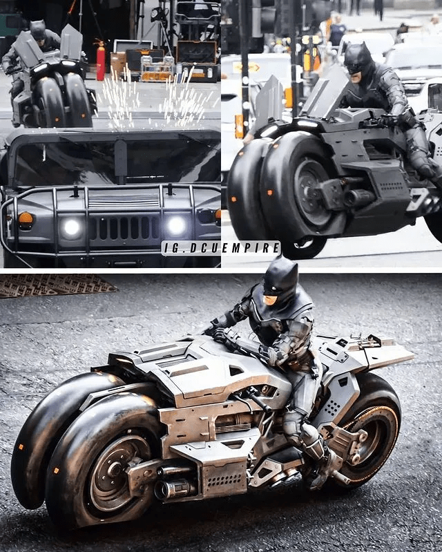 蝙蝠战车变摩托图片