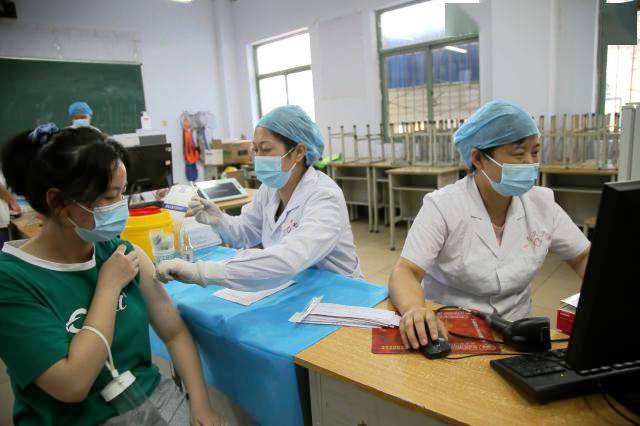 刘晓伟|河南：全面启动12-17岁人群新冠疫苗接种