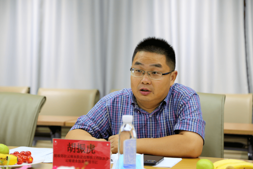 财政部驻云南永胜定点帮扶工作队胡振虎一行到访北京潜江企业商会