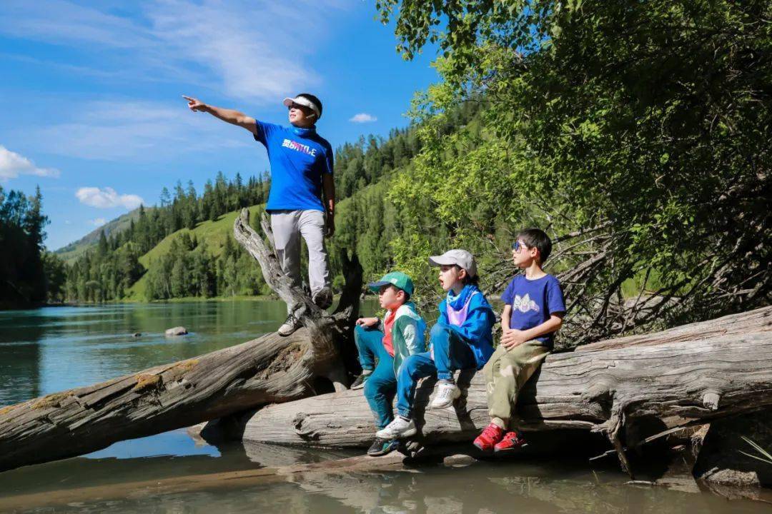 暑假出游季提前结束山河常在我们约好下一次再出发