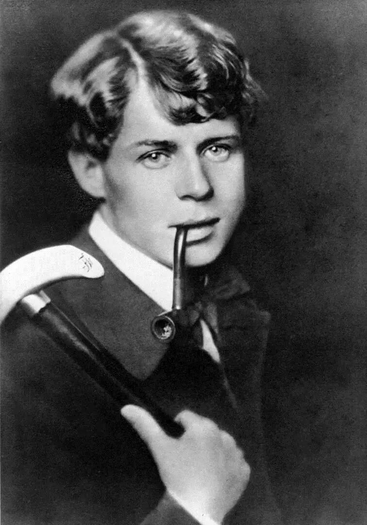 (1895 - 1925)谢尔盖·亚历山德罗维奇·叶赛宁0420世纪俄罗斯诗歌史