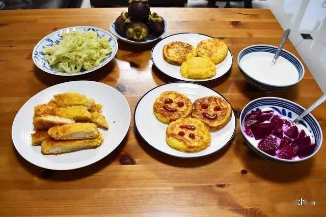蔬菜|70后夫妻的早餐，蔬菜肉类饼都齐全，样样好吃又好做，吃得很满足