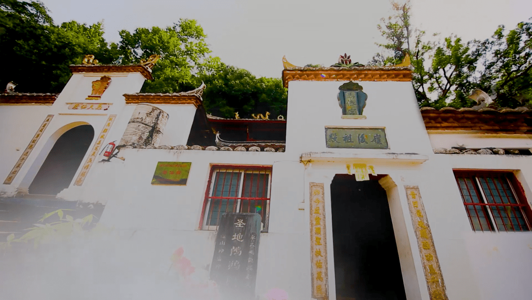 马仙,是马仙娘娘的简称,民间尊称有"马七娘""马夫人""马元君"等,为