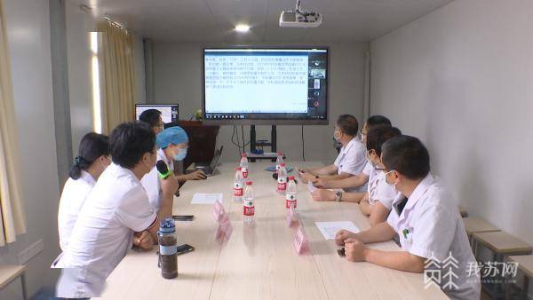 配送|疫情下的“方便医院”：一部手机，专家药品都到家