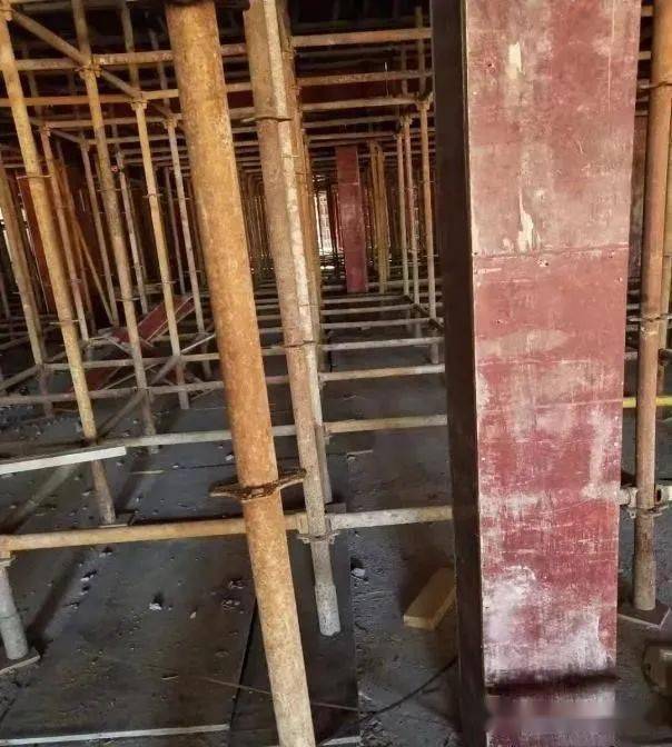 顶板后浇带采用混凝土构造柱支撑长时间留置更放心