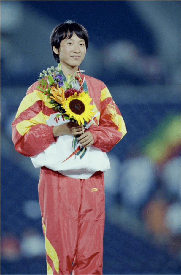运动员身着的领奖服星光熠熠1996年亚特兰大奥运会1996年亚特兰大奥运