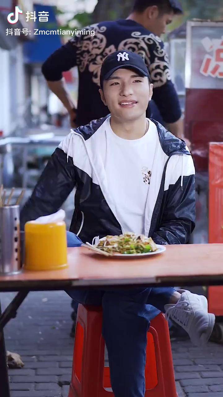 往事回味不过是弹指一挥要珍惜眼前的一切燕无歇造音行动翻唱