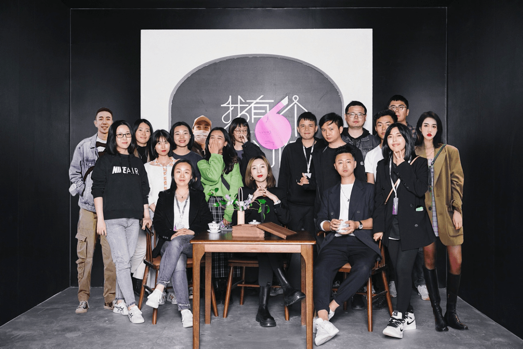 优家荟黑金卡专访李薇保持简单热爱追逐梦想