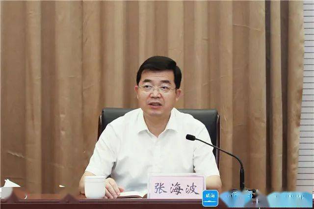 张海波调研碳纤维产业链发展时强调加快打造特色鲜明的高端优势产业