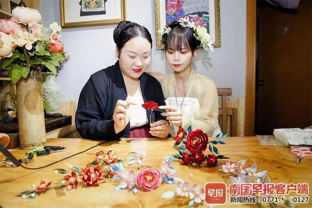 真丝|速来围观！这几个南宁妹子凭手艺火出圈了