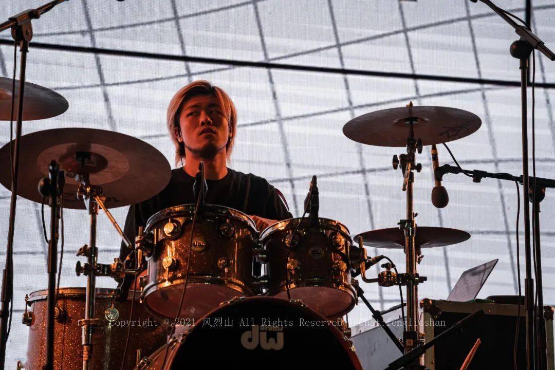 paramecia朝格乐队灵魂伴侣仲 囧大象无形听摆乐队爆青筋不超级的