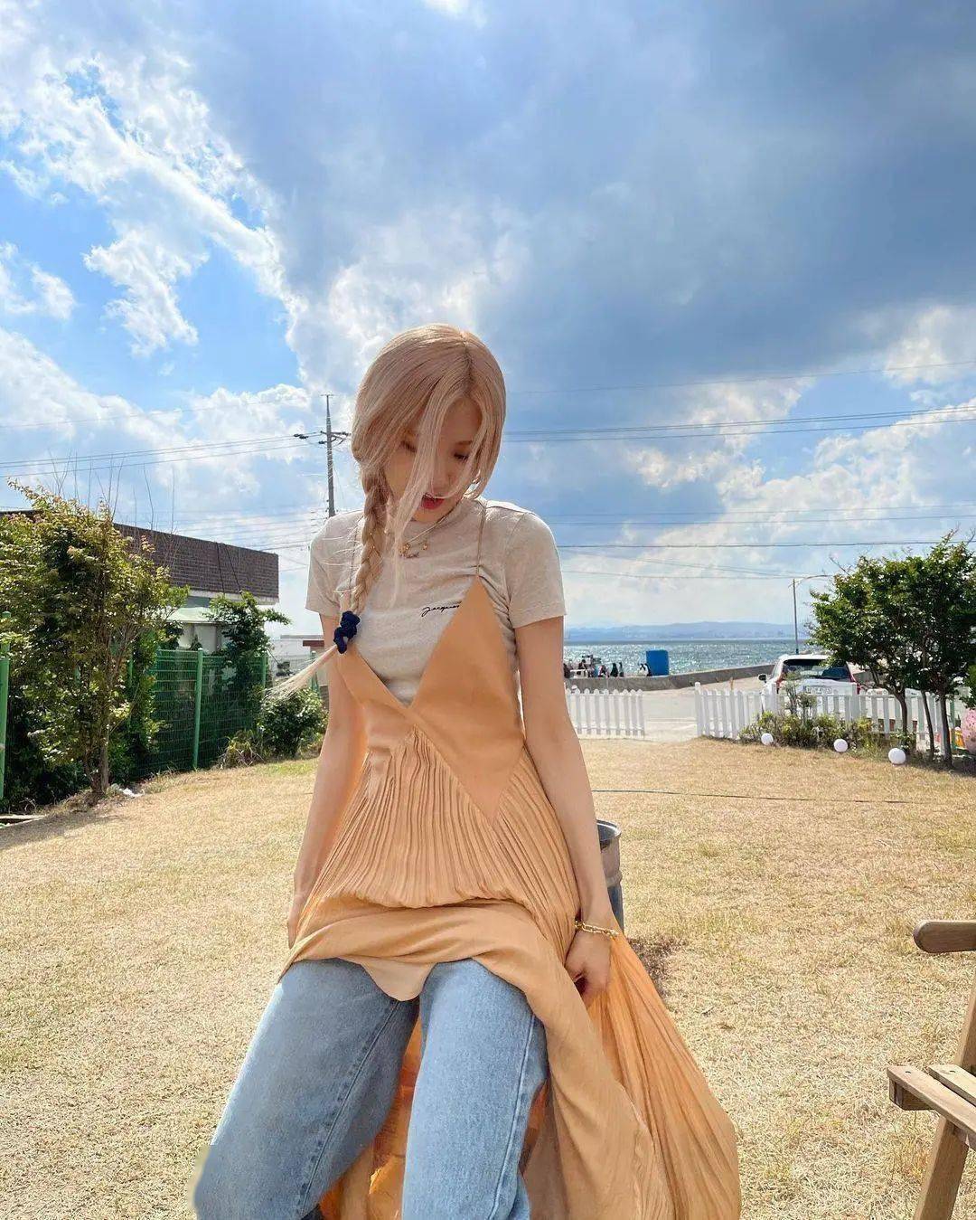 夏天|裙子里面别穿“安全裤”了！2021最流行这样穿！