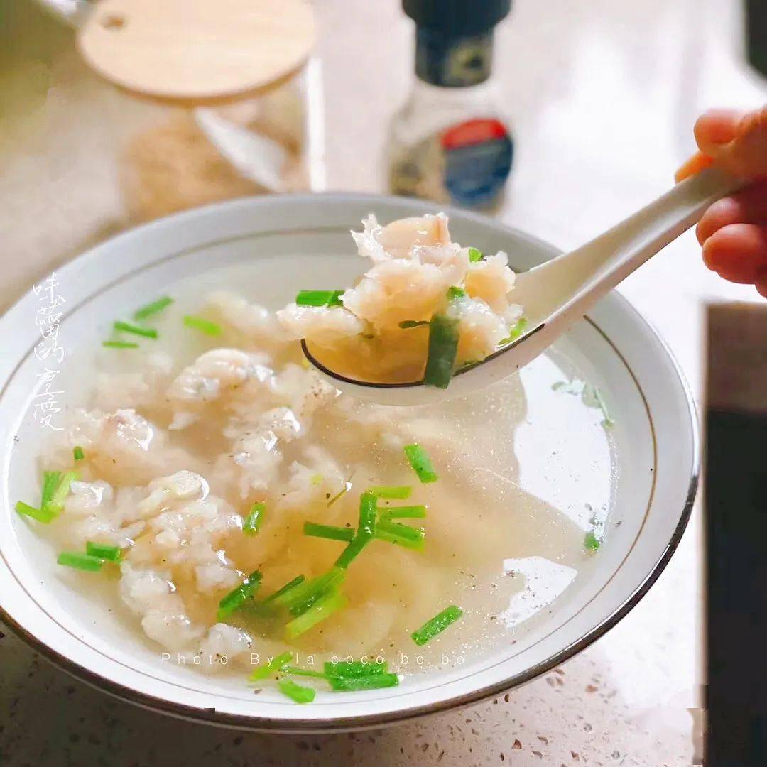 温州鱼丸/温州人独创的传统小吃@小红书-a李小妞一碗热腾腾的鮸鱼丸现