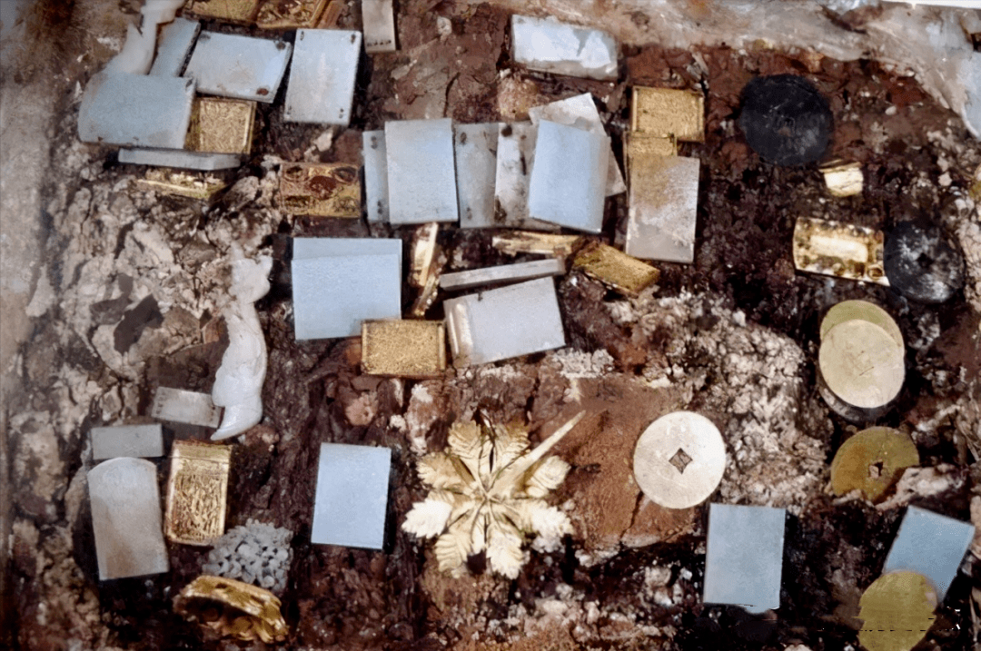 梁庄王墓发掘记数次被盗未遂出土5300件珍宝盗墓贼捶胸顿足